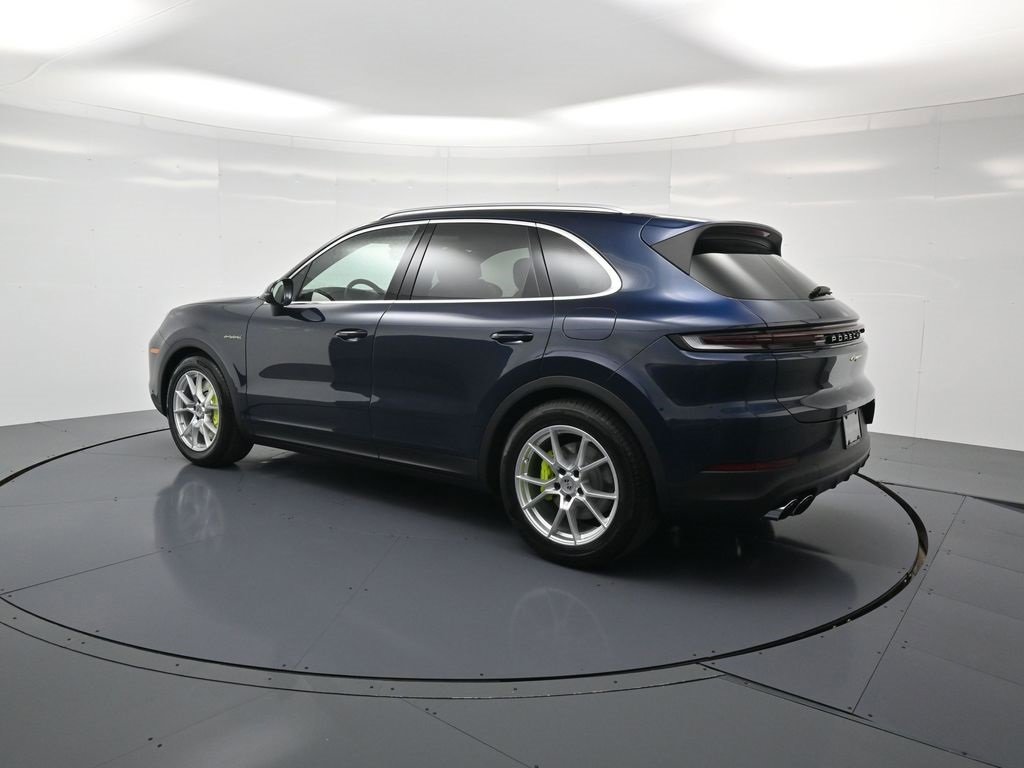 New 2026 Porsche Cayenne E-Hybrid image 3