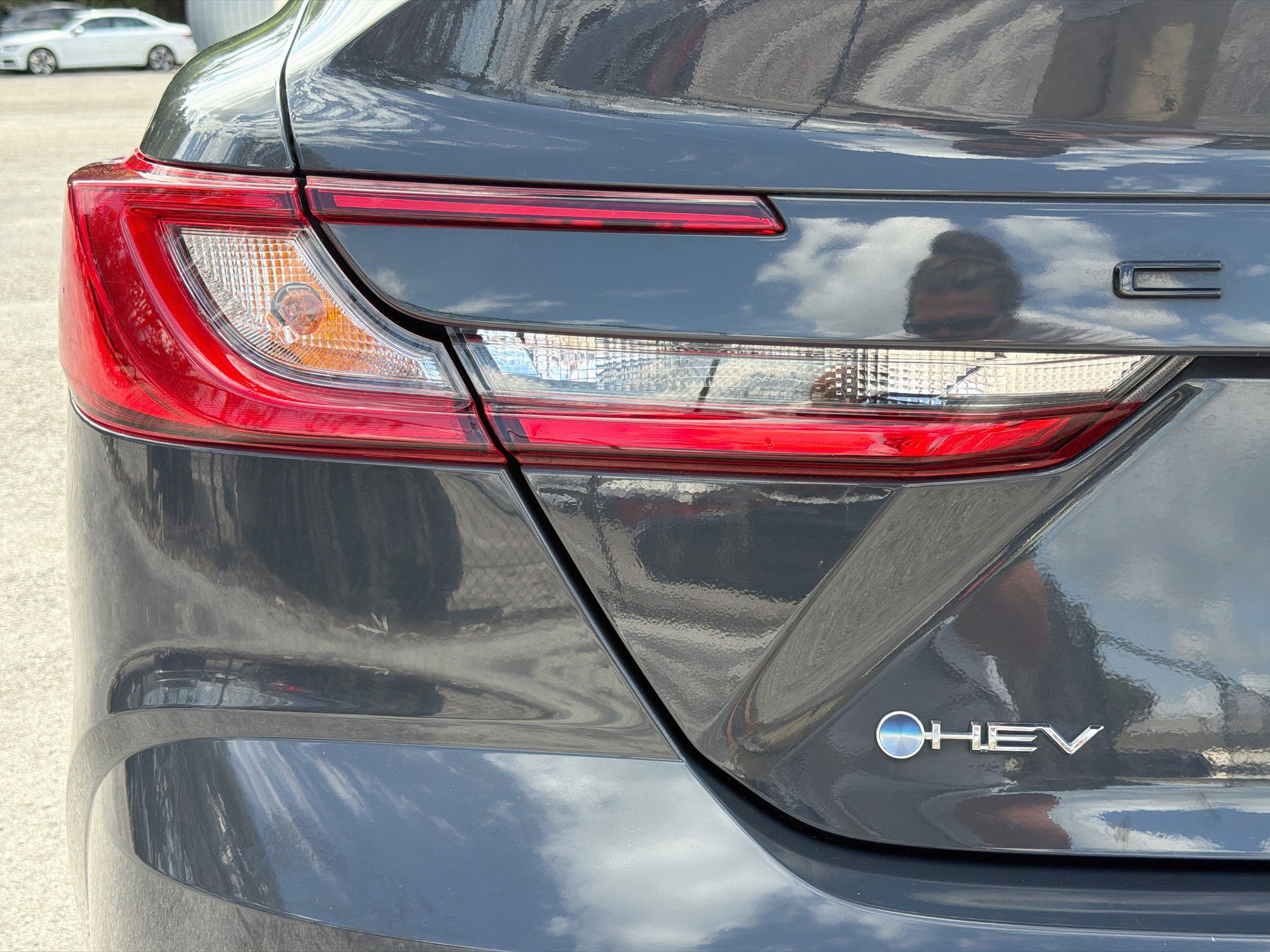 Used 2025 Toyota Camry SE FWD image 10