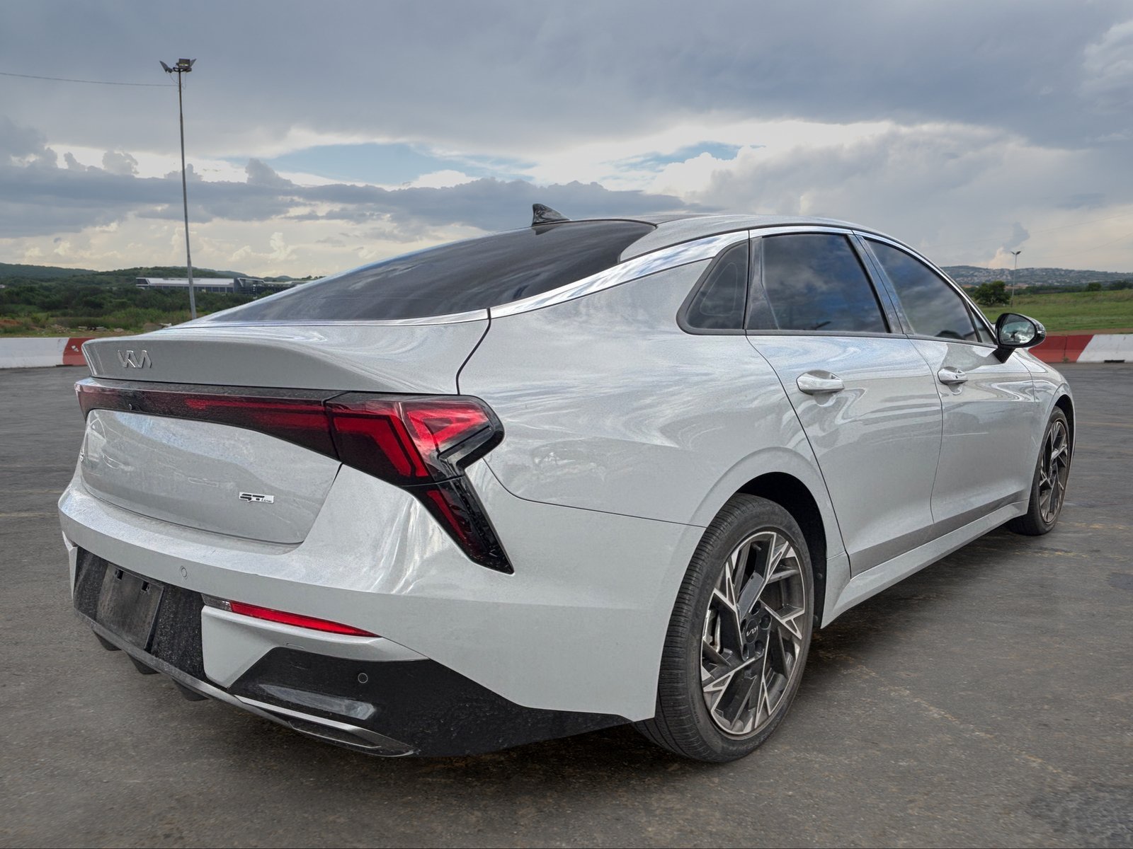 Certified 2025 Kia K5 GT-Line w/ GT-Line Premium Package FWD image 3