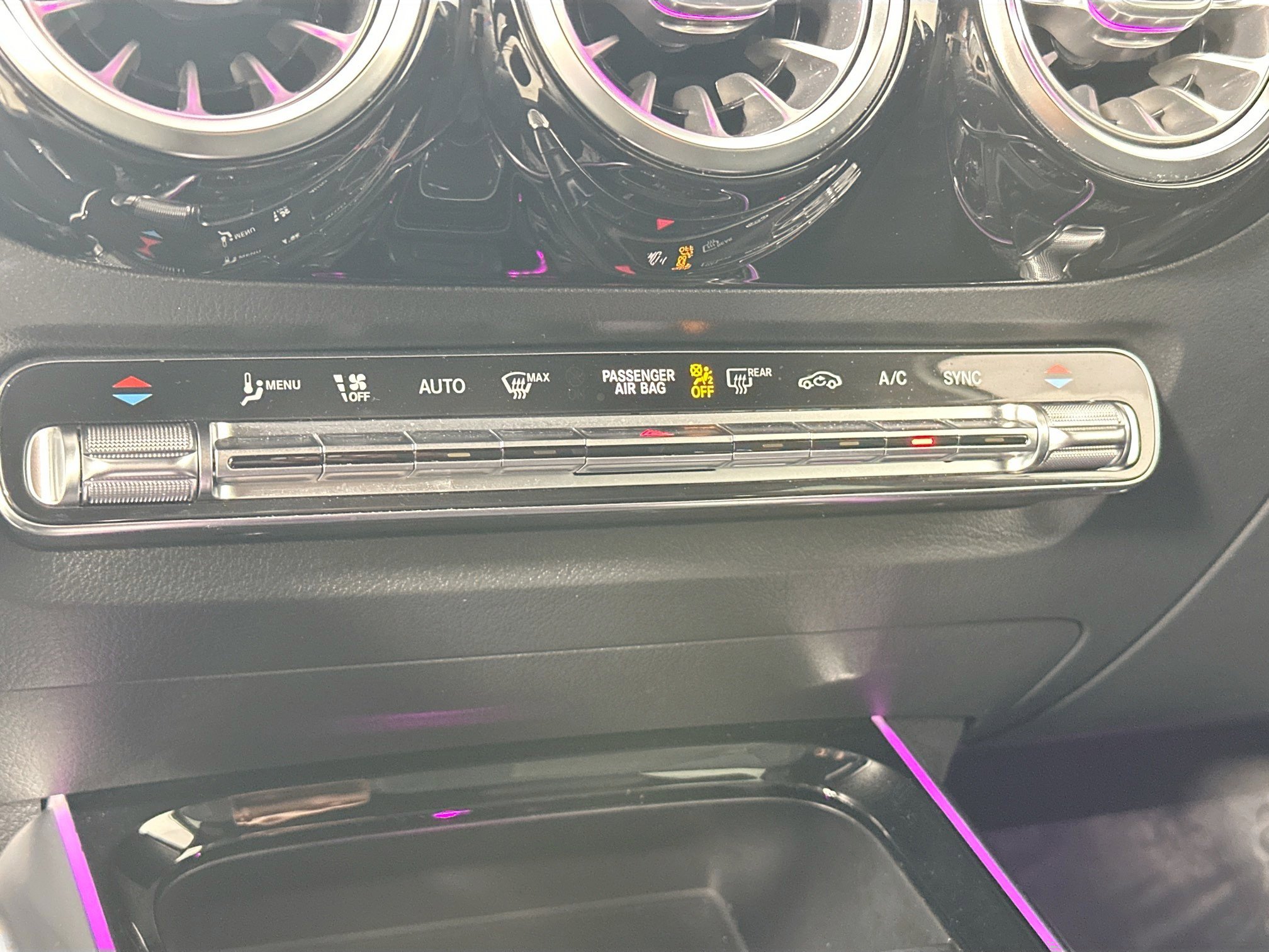 Used 2021 Mercedes-Benz GLA 250 4MATIC image 15