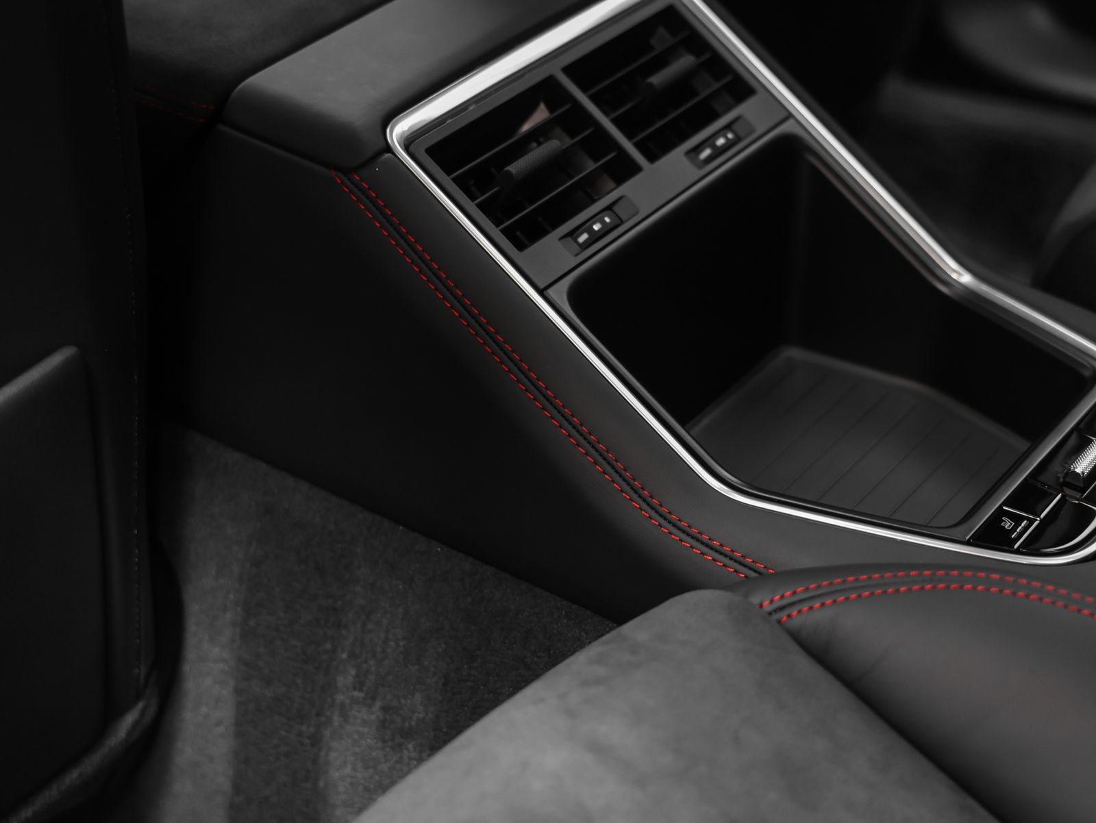 Certified 2023 Porsche Panamera GTS AWD/4WD image 50