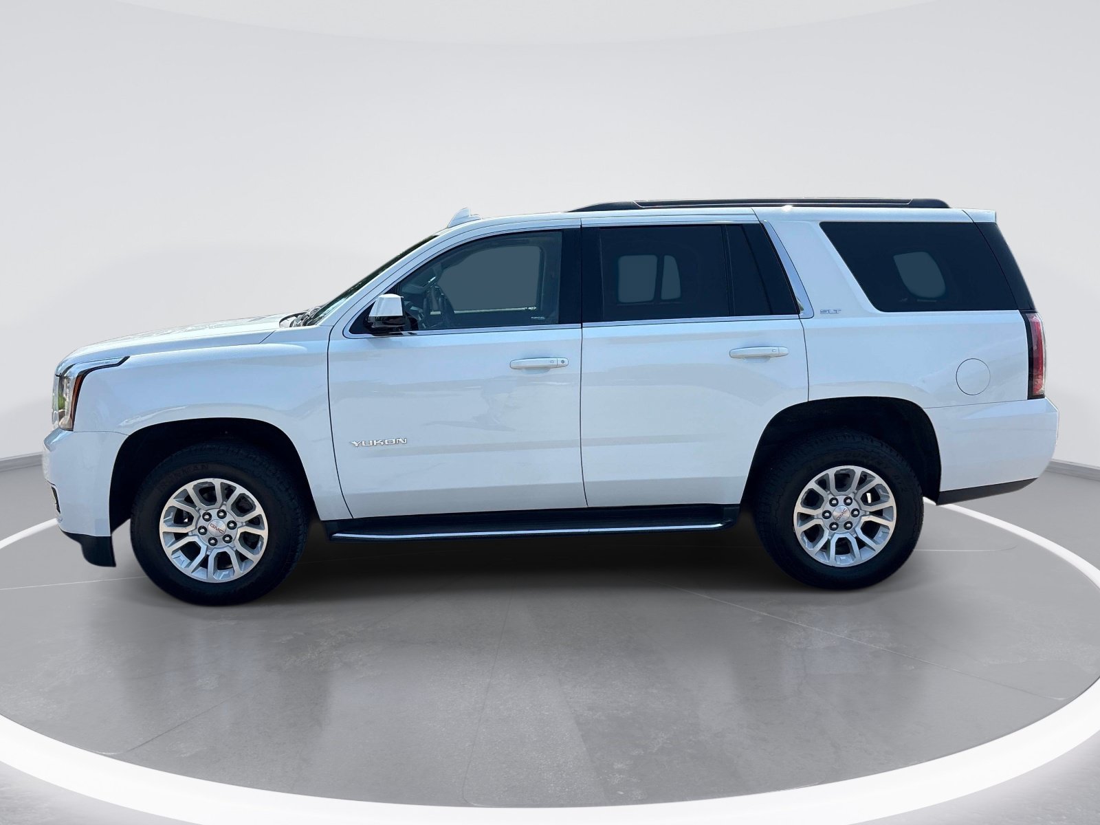 Used 2019 GMC Yukon SLT AWD/4WD image 5