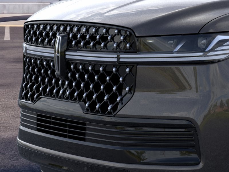 New 2026 Lincoln Navigator Black Label AWD/4WD image 17