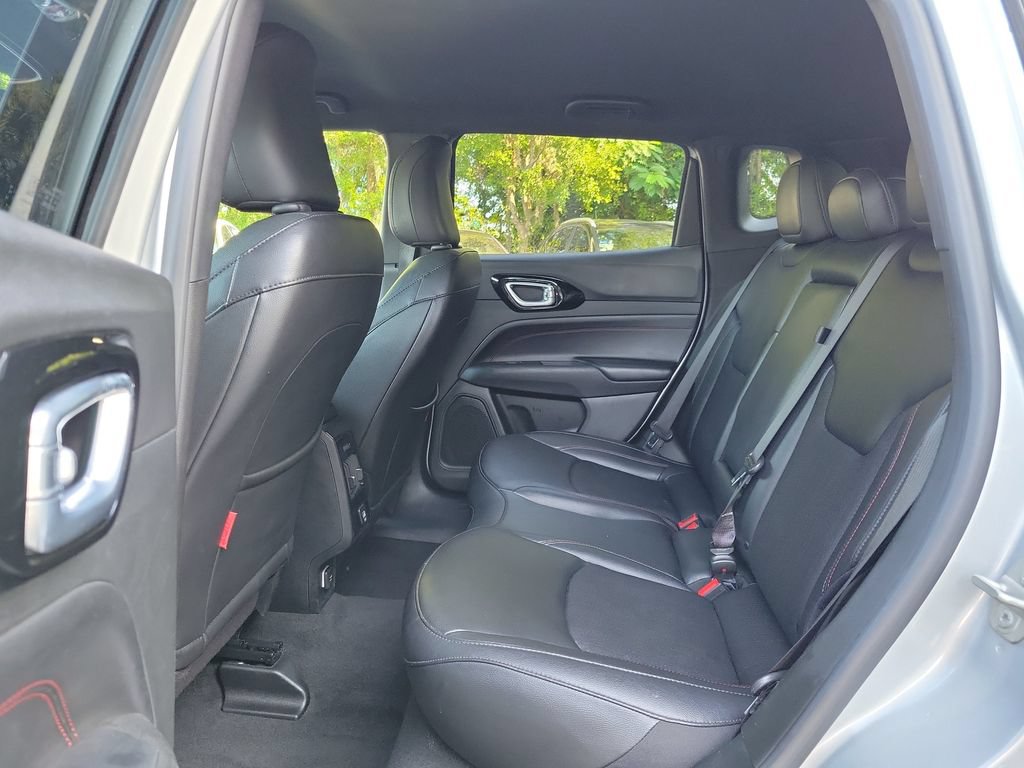 Used 2024 Jeep Compass Trailhawk AWD/4WD image 15