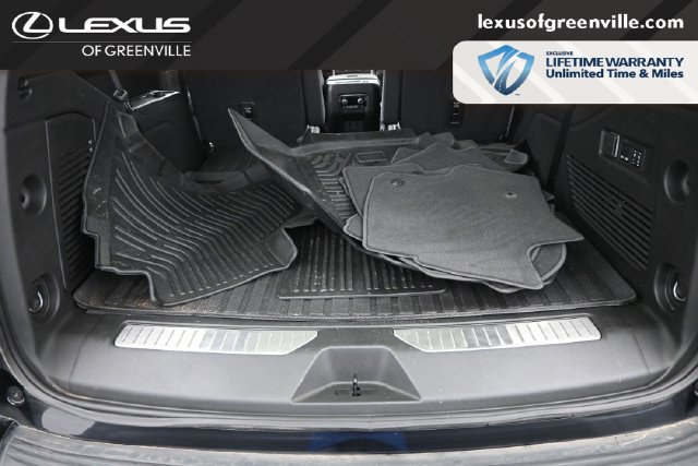 Used 2024 Chevrolet Tahoe Premier RWD image 30