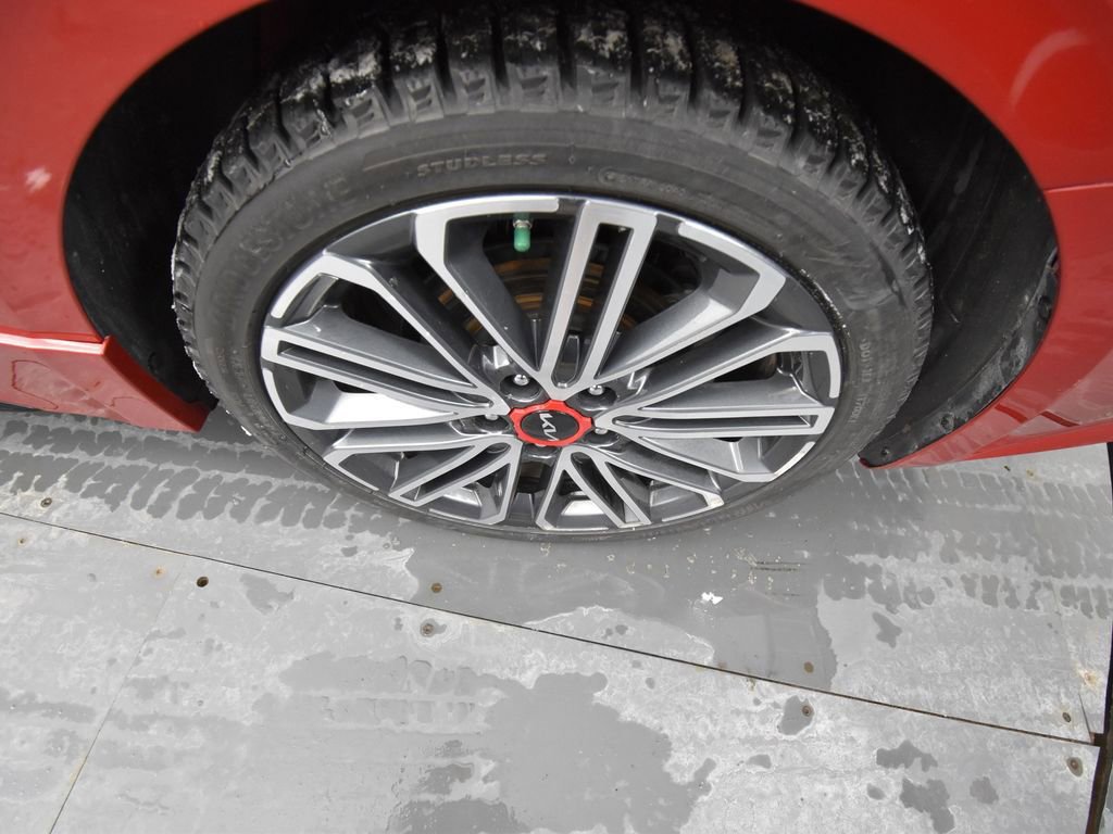 Used 2024 Kia Forte GT image 9