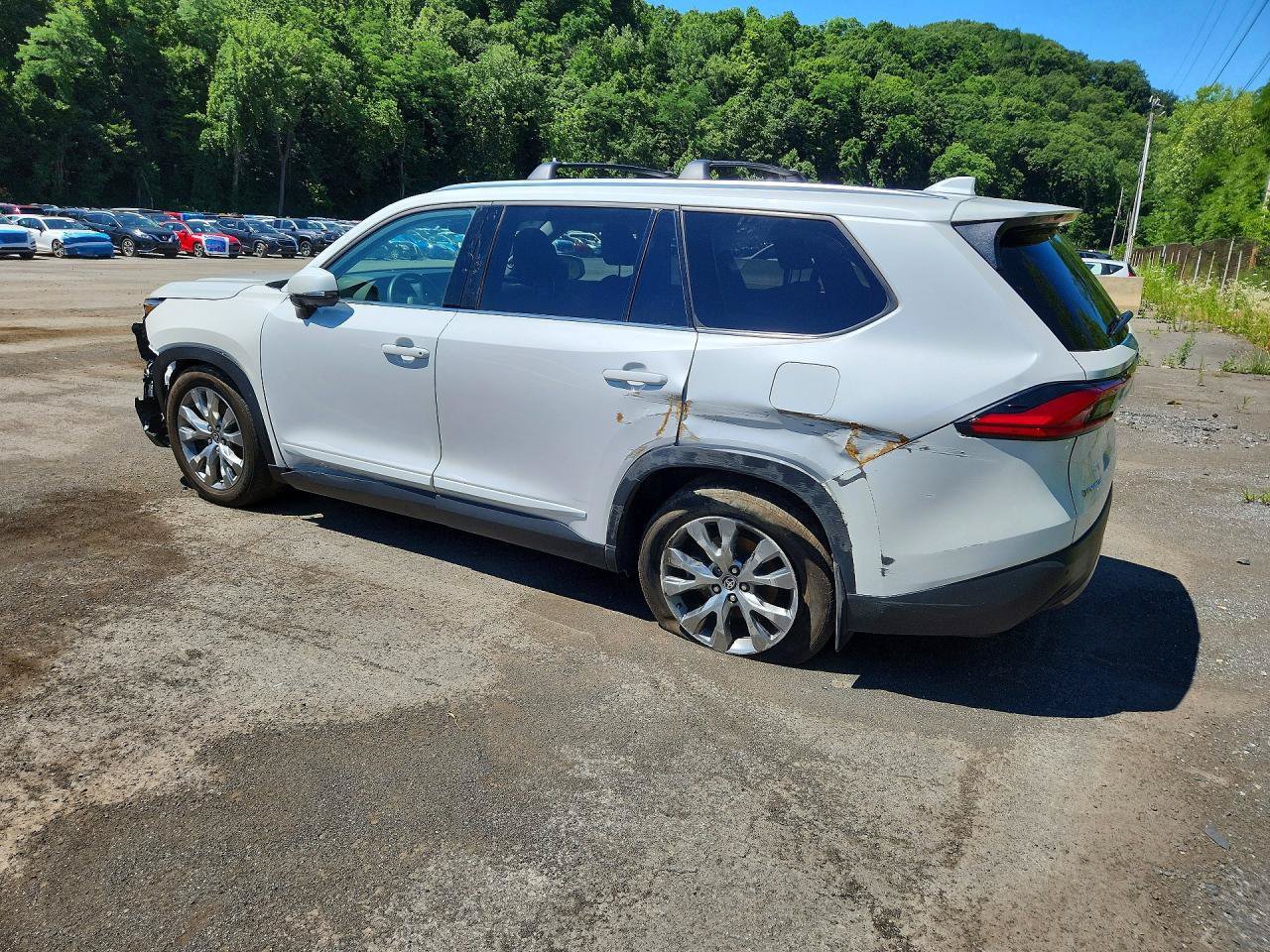 Used 2024 Toyota Grand Highlander AWD Hybrid image 4