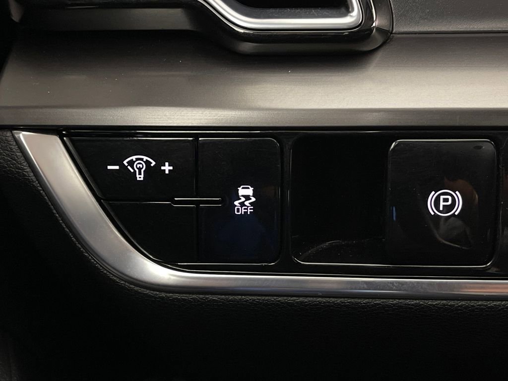 Used 2025 Kia Sportage EX image 30