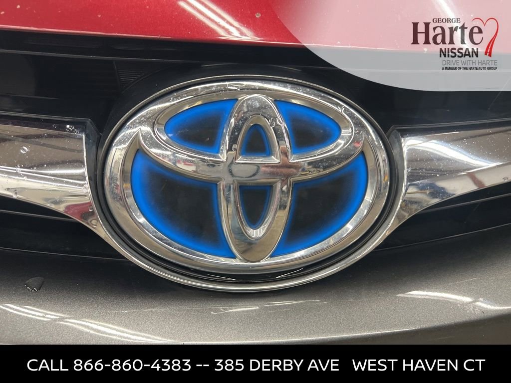 Used 2017 Toyota Camry LE image 17