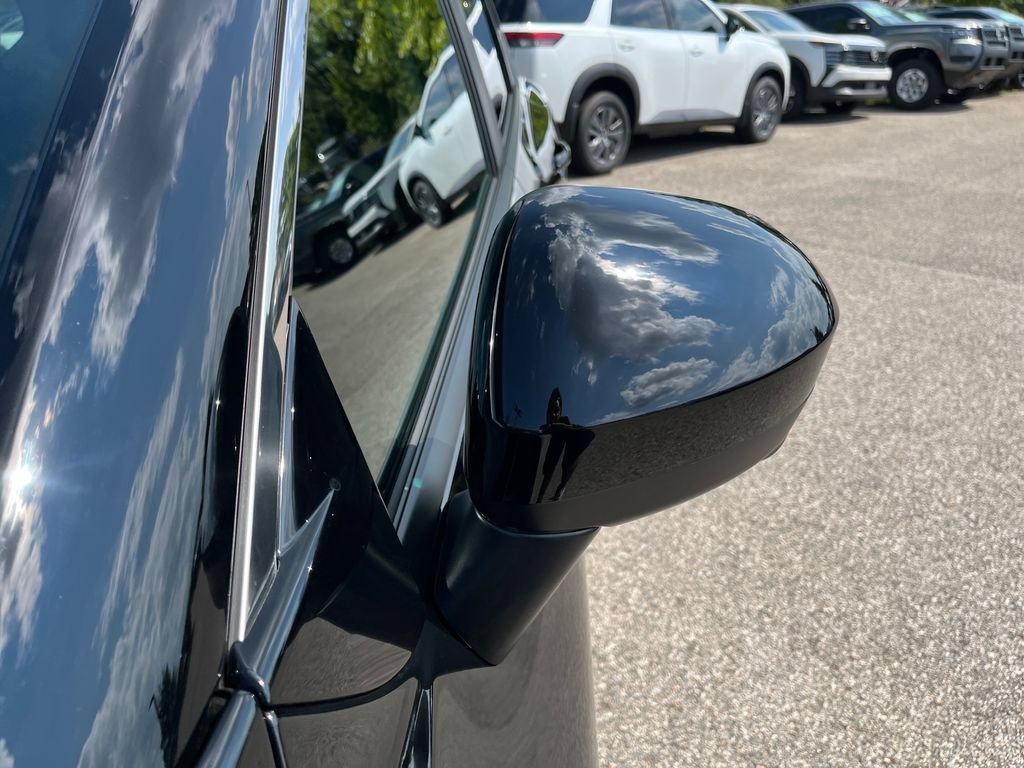 New 2026 Nissan Rogue SV AWD/4WD image 33
