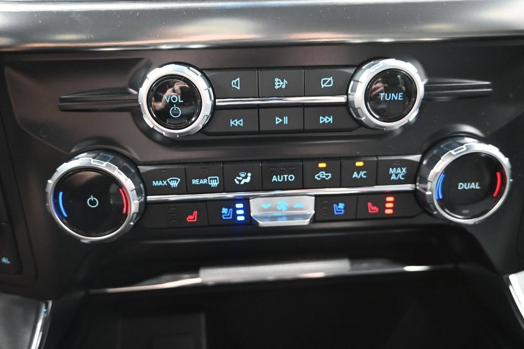 Used 2023 Ford F150 Lariat AWD/4WD image 21