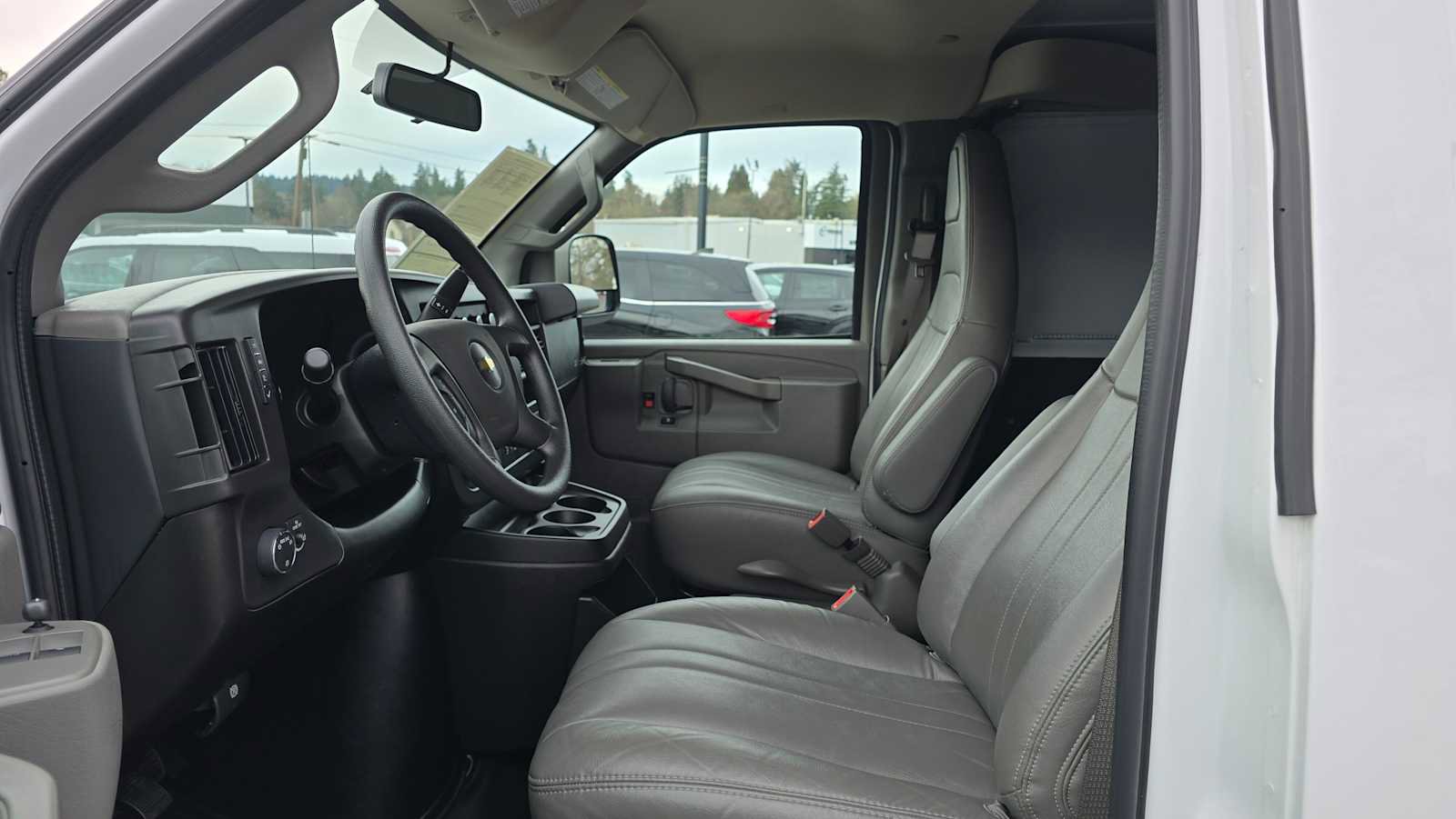 Used 2025 Chevrolet Express 2500 Extended w/ Driver Convenience Package RWD image 21