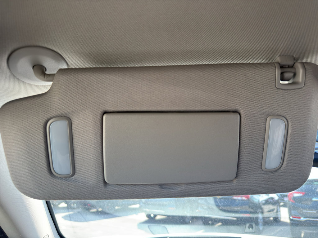 Used 2016 Chevrolet Equinox LT w/ Convenience Package image 21