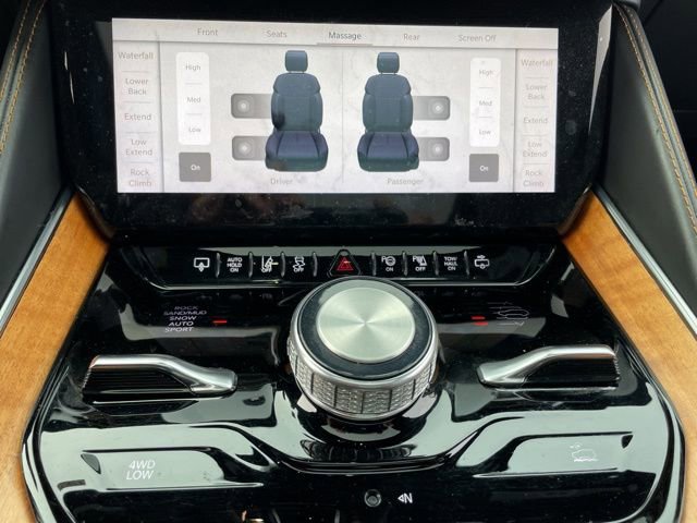 Used 2022 Jeep Grand Wagoneer Series III image 11