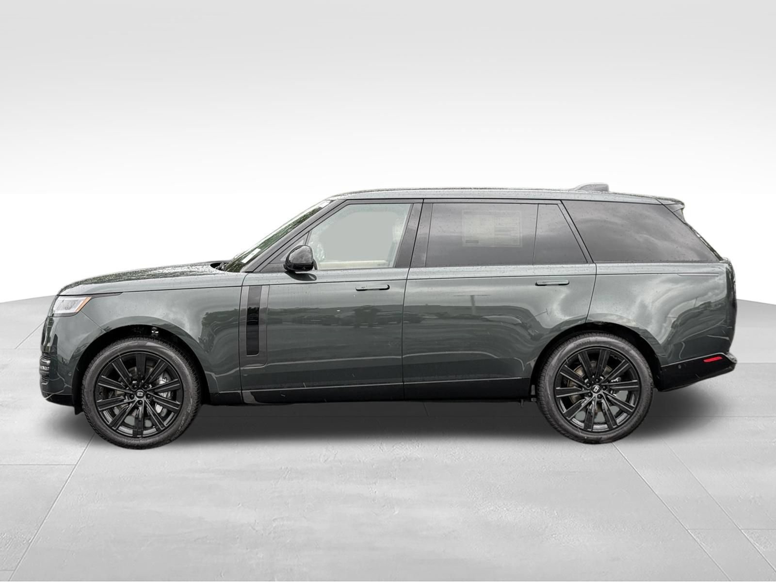 New 2027 Land Rover Range Rover Long Wheelbase SE AWD/4WD image 2