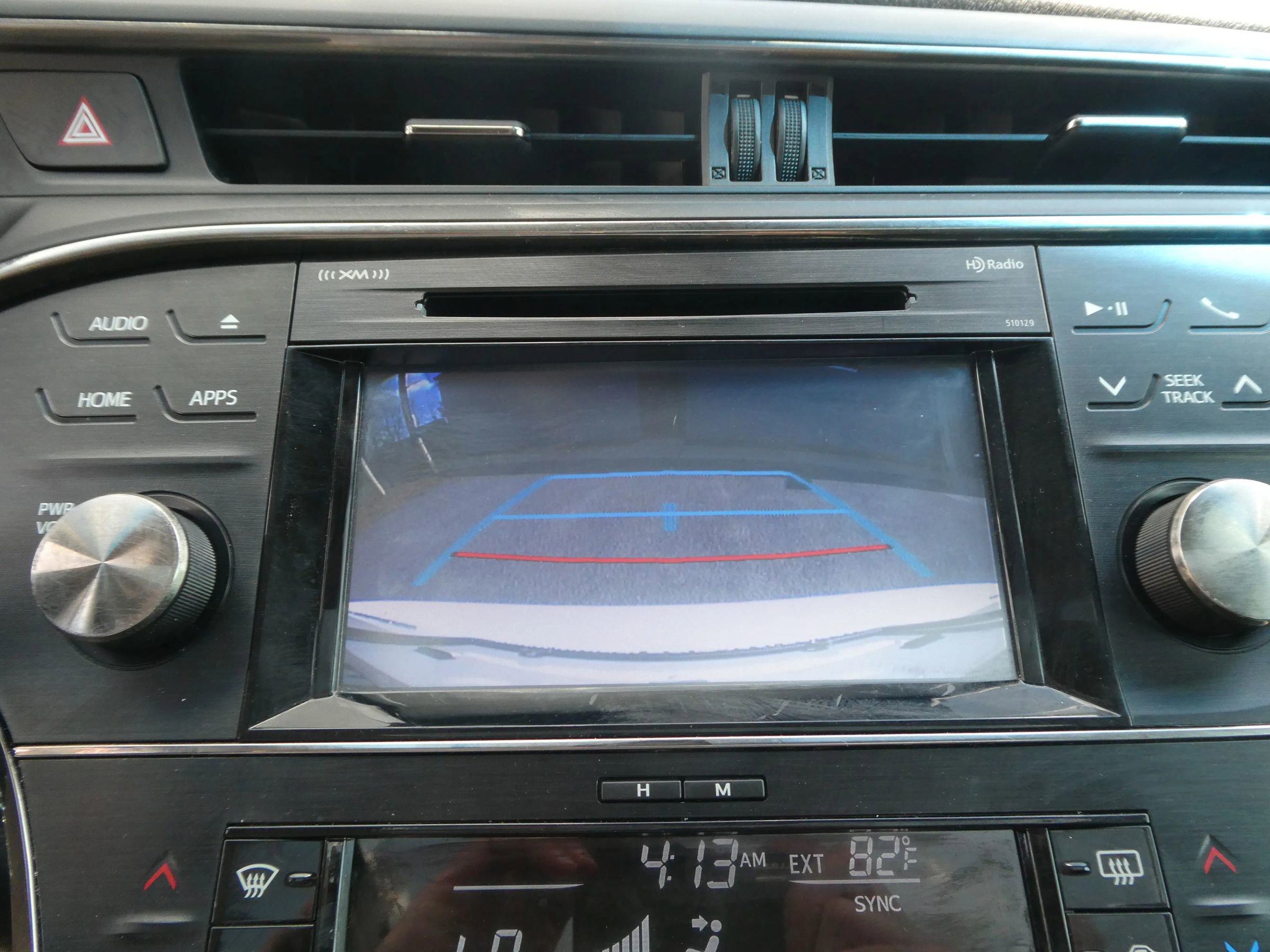 Used 2017 Toyota Avalon XLE Plus image 24