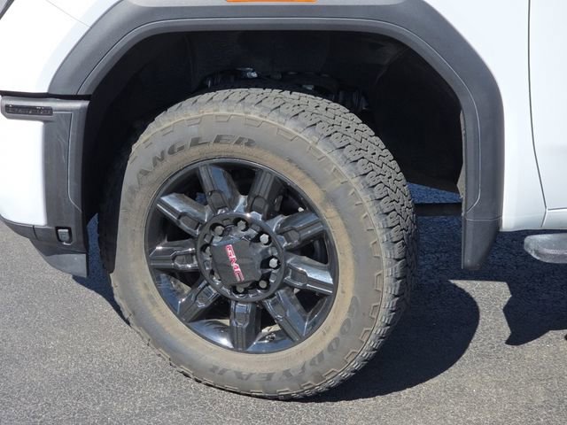 Used 2024 GMC Sierra 2500 AT4 w/ Technology Package image 28