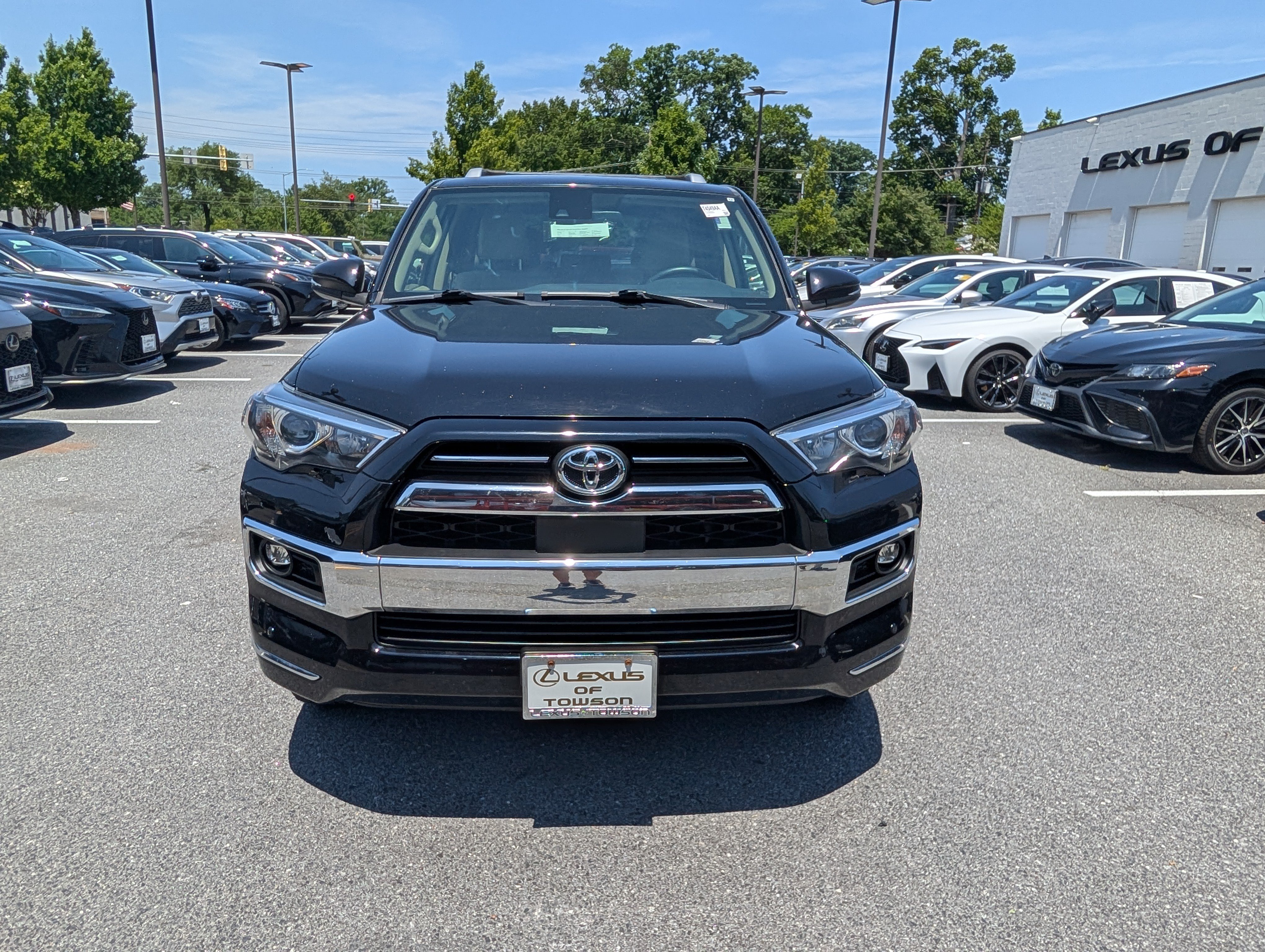 Used 2021 Toyota 4Runner Limited AWD/4WD image 8