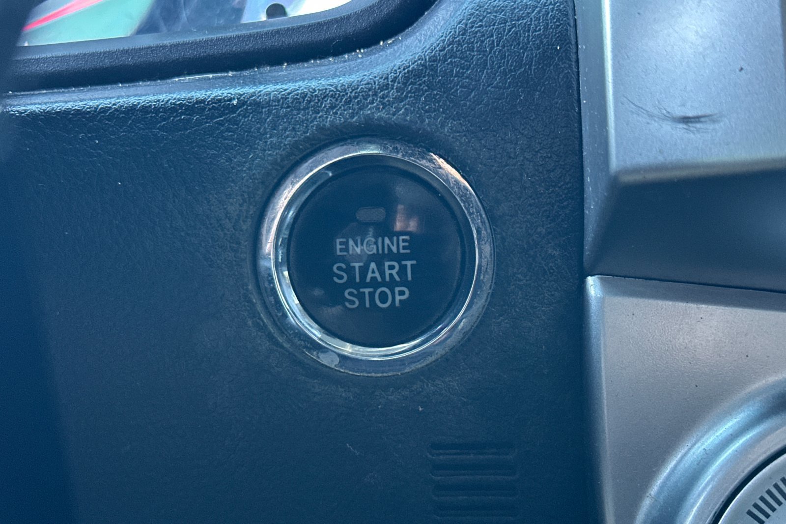 Used 2016 Toyota 4Runner Limited image 34