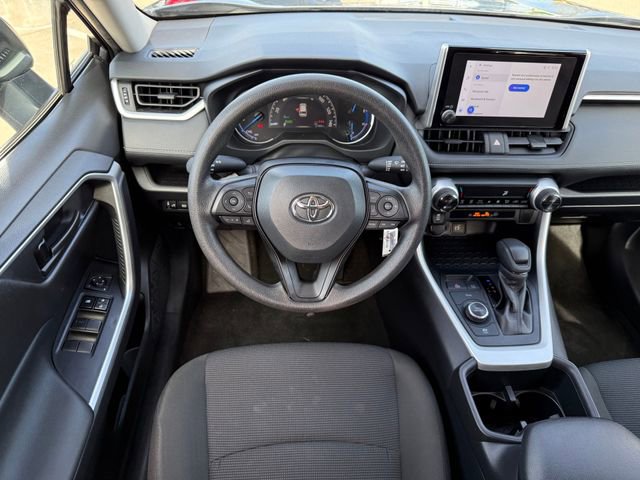 Used 2025 Toyota RAV4 LE image 22