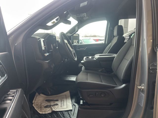 New 2026 Chevrolet Silverado 3500 LT w/ Convenience Package image 15