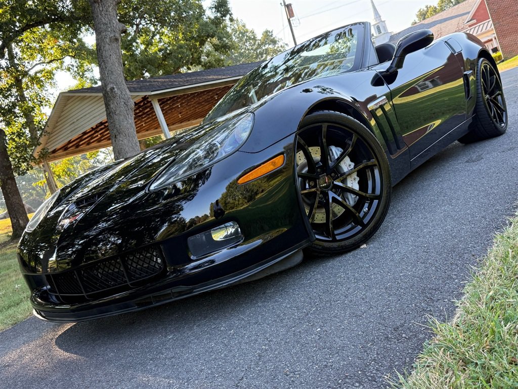 Used 2010 Chevrolet Corvette Grand Sport w/ Preferred Equipment Group RWD image 9