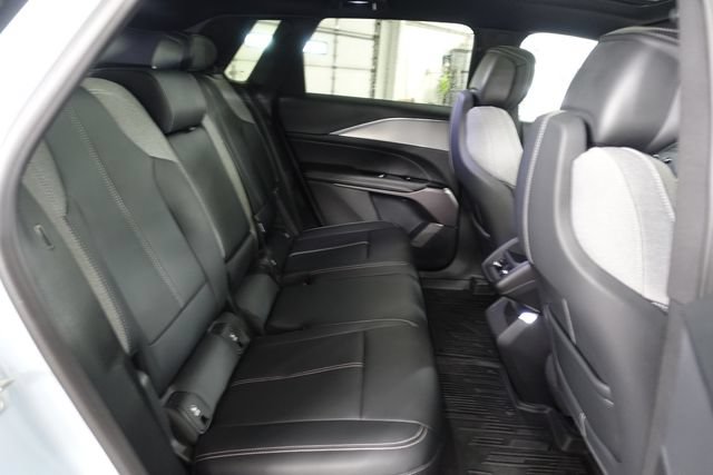 Used 2024 Cadillac Lyriq Tech AWD/4WD image 26