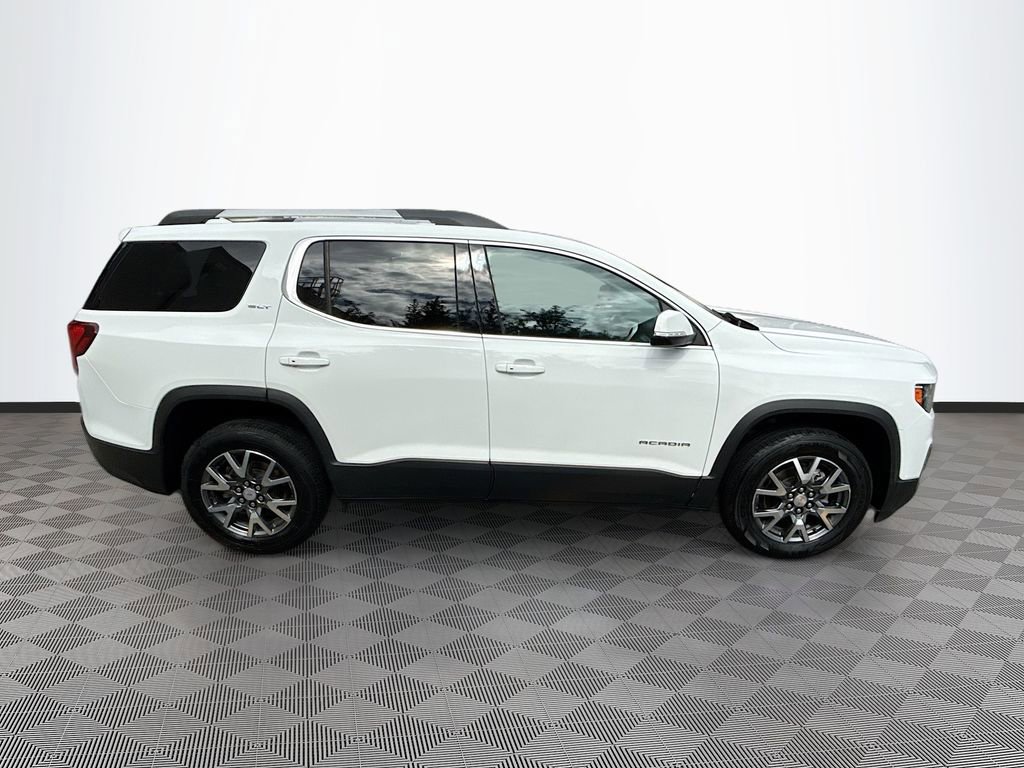 Used 2023 GMC Acadia SLT image 9