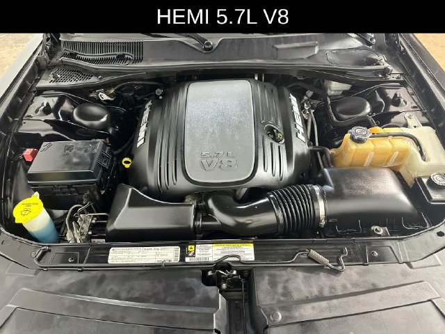 Used 2010 Dodge Challenger R/T RWD image 29