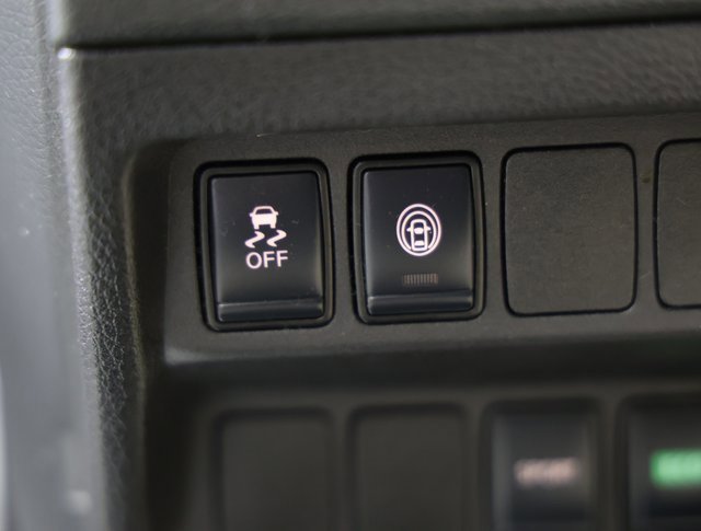 Used 2021 Nissan Rogue Sport S image 11