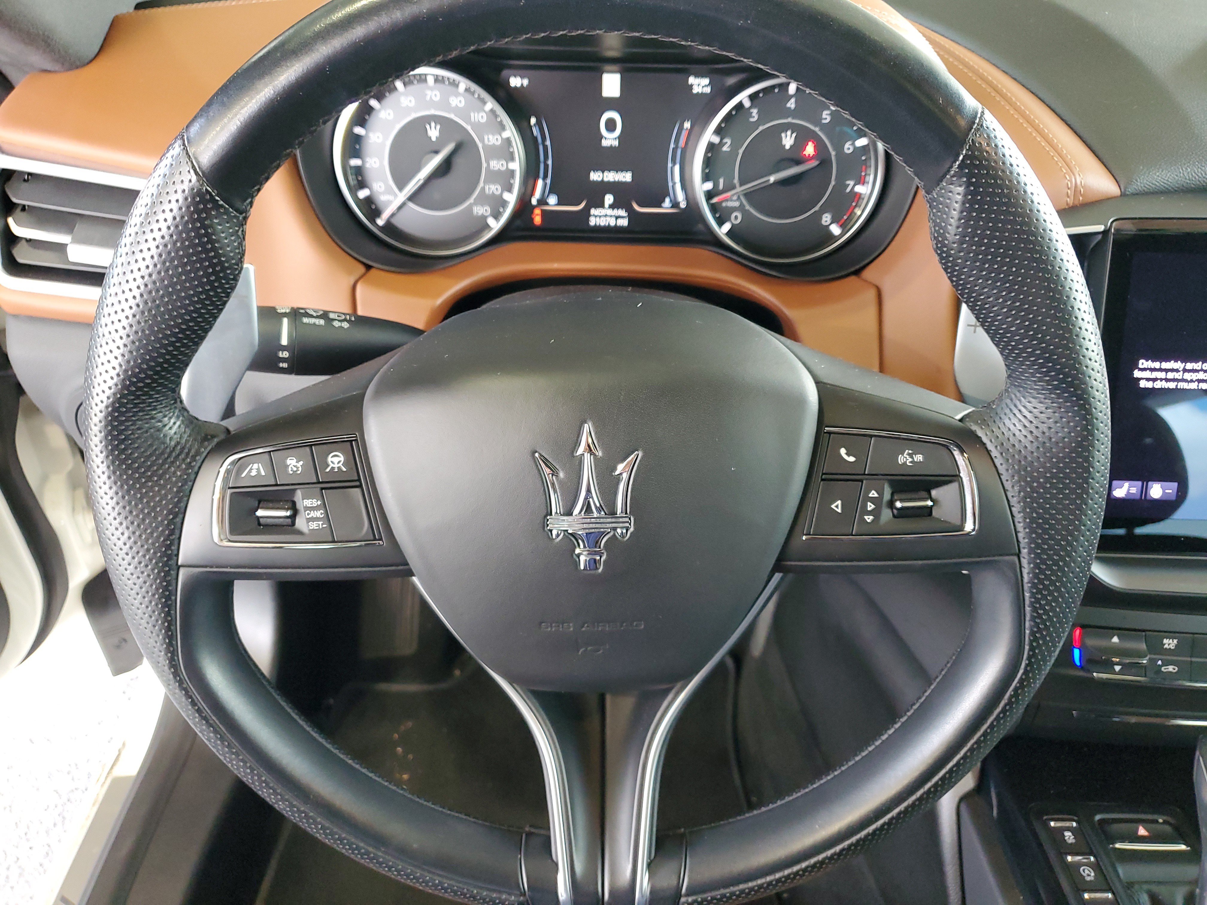 Used 2022 Maserati Ghibli Modena RWD image 23