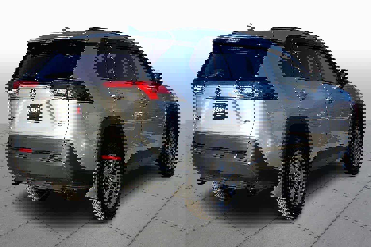 Used 2024 Toyota RAV4 XLE w/ Convenience Package image 13