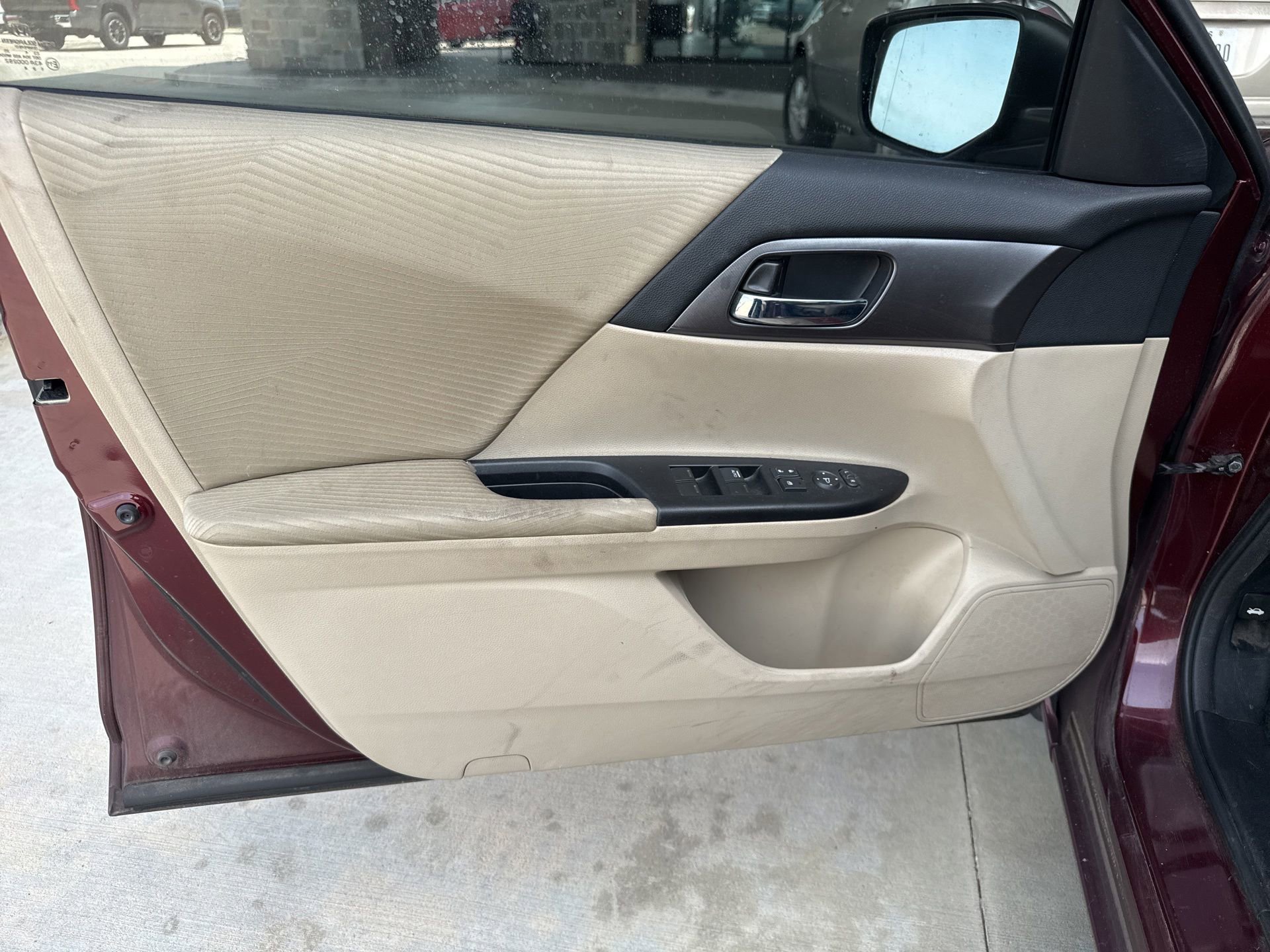 Used 2014 Honda Accord LX image 3
