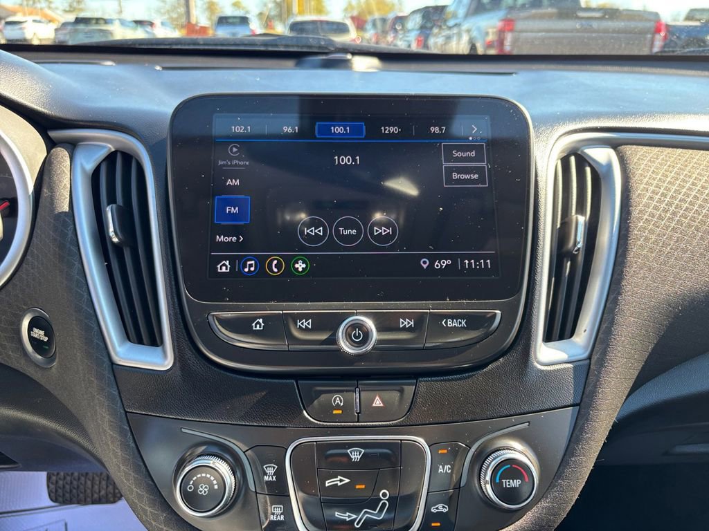 Used 2023 Chevrolet Malibu RS image 26