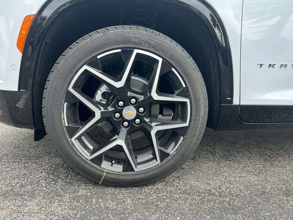 New 2026 Chevrolet Traverse High Country FWD image 10