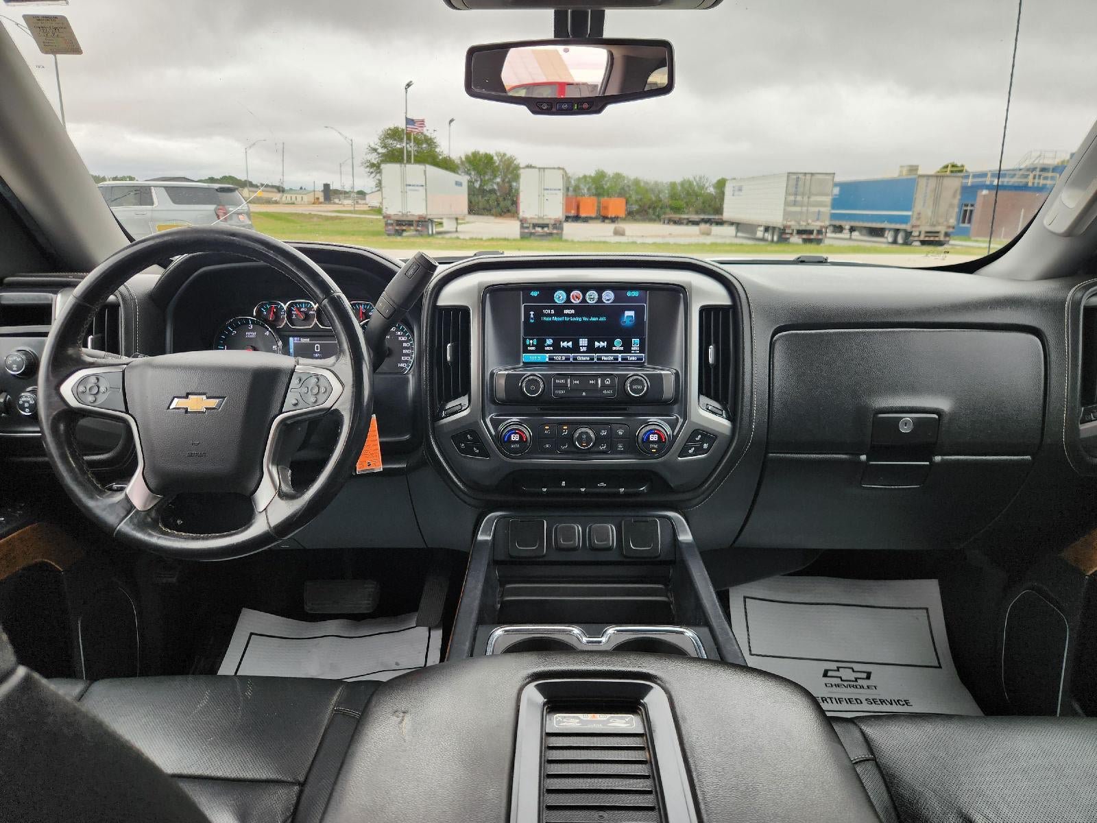Used 2017 Chevrolet Silverado 1500 LTZ AWD/4WD image 29