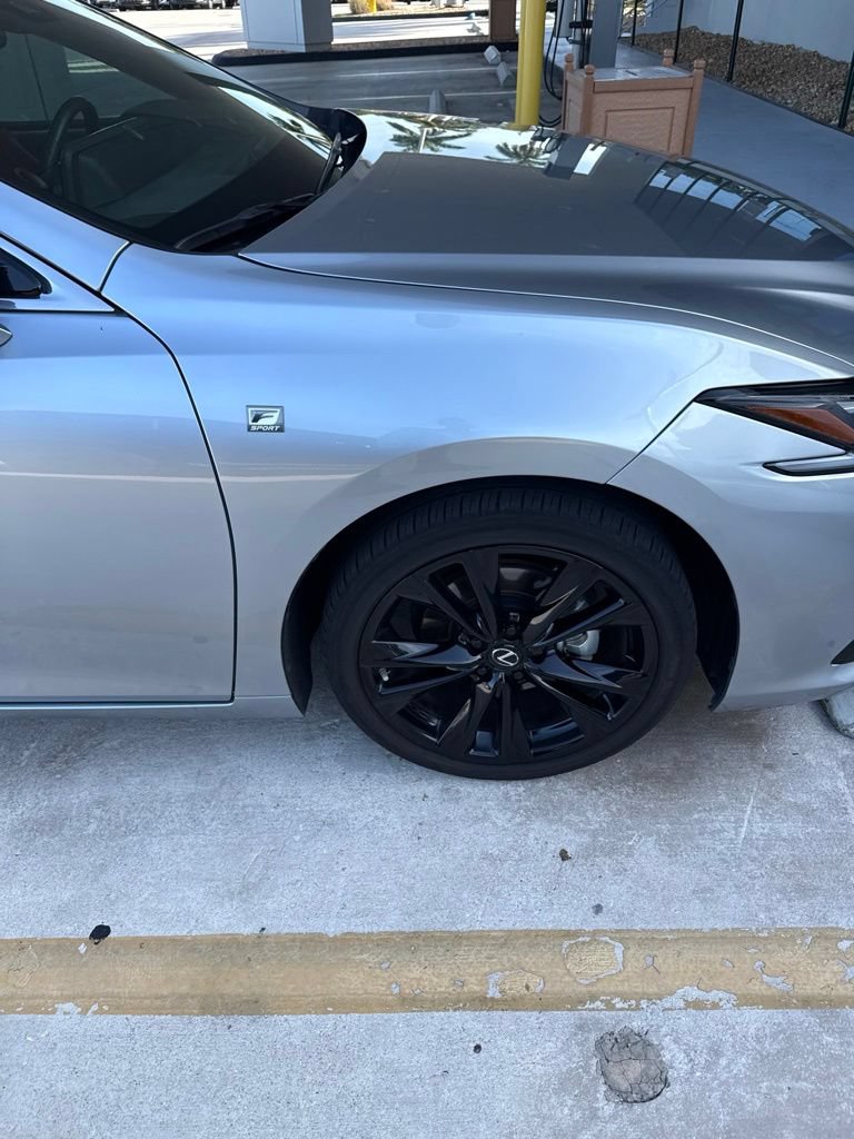Used 2024 Lexus ES 300h F Sport w/ Accessory Package (Z2) FWD image 10