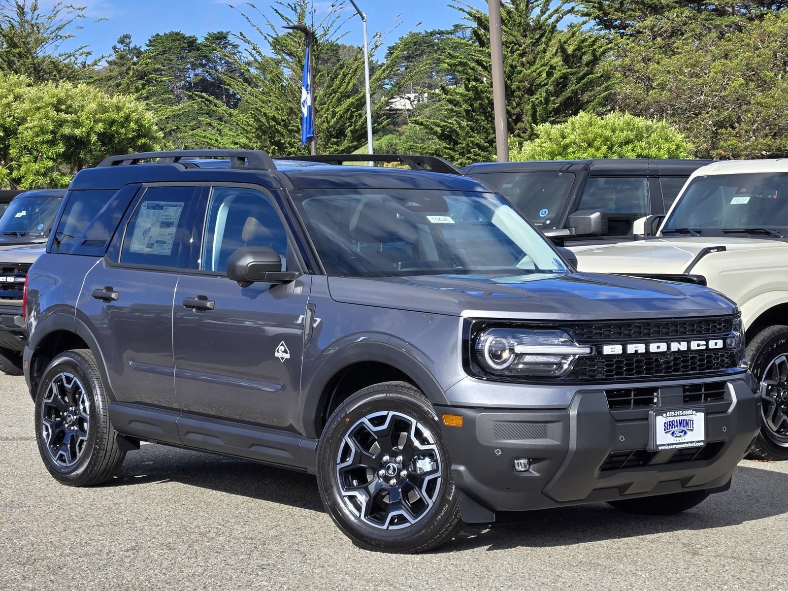 New 2026 Ford Bronco Sport Outer Banks w/ Outer Banks Tech Package+ AWD/4WD image 2