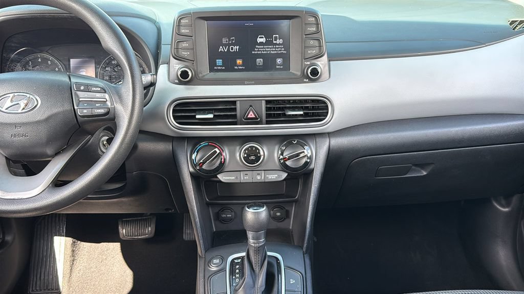 Used 2018 Hyundai Kona SE FWD image 33