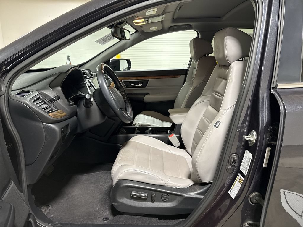 Used 2017 Honda CR-V Touring image 21