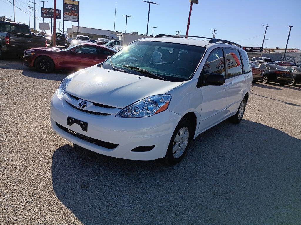 Used 2006 Toyota Sienna CE