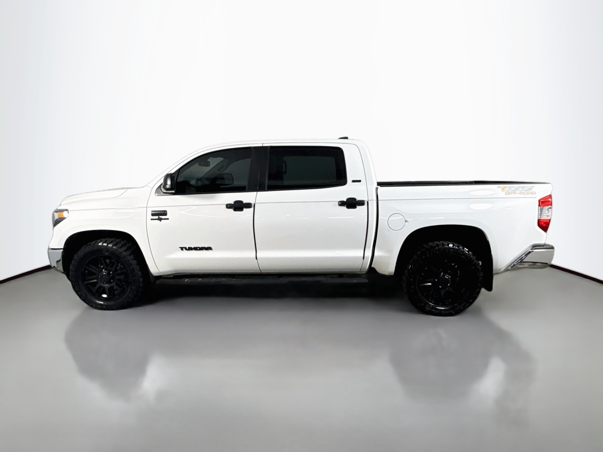 Used 2021 Toyota Tundra SR5 RWD image 6