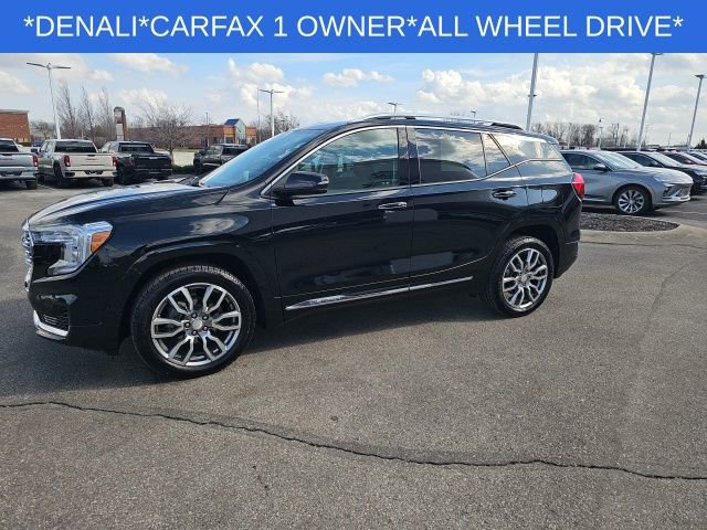 Used 2023 GMC Terrain Denali image 10