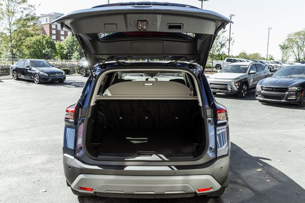 Used 2021 Nissan Rogue SV image 27