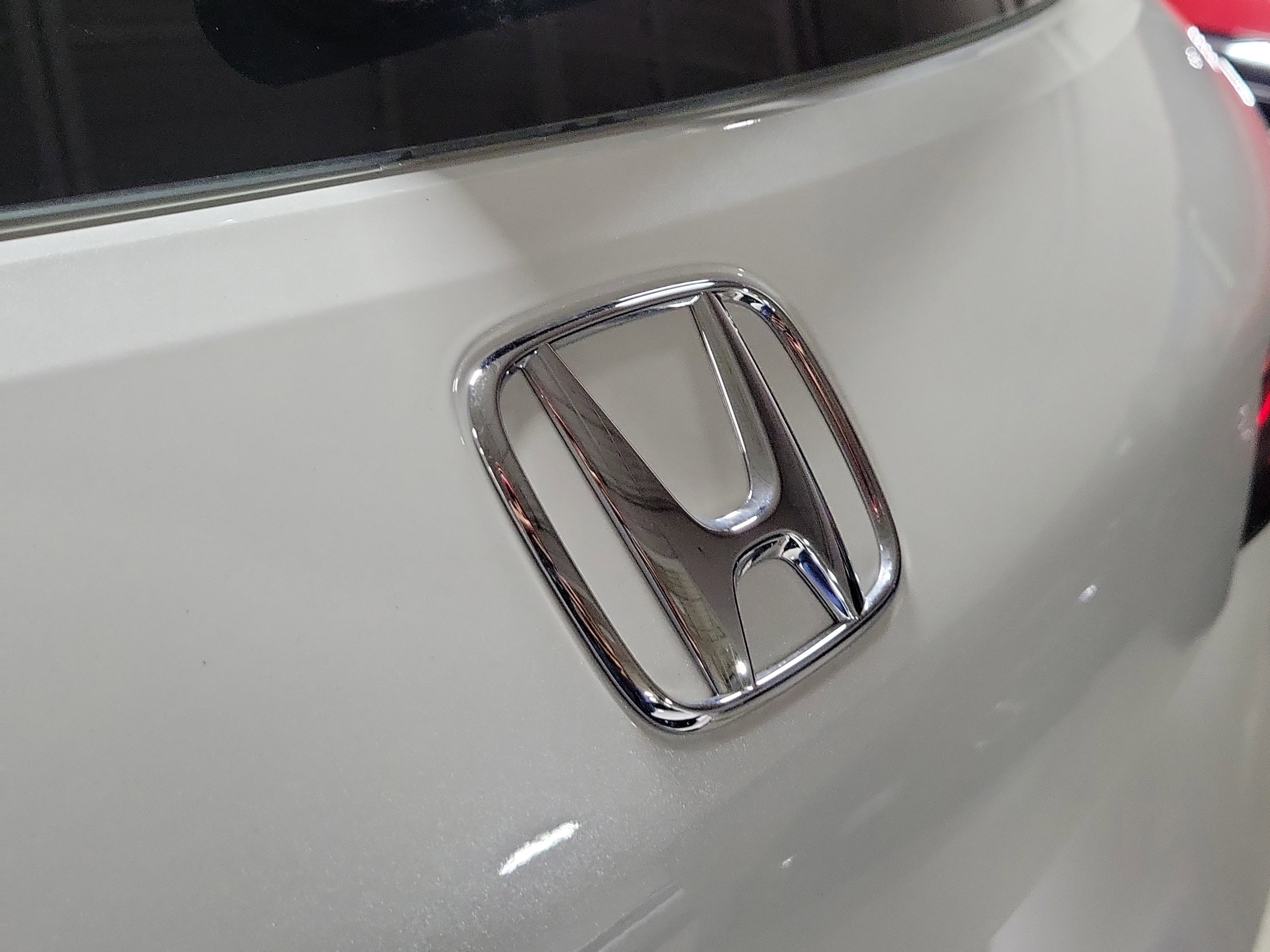 Certified 2023 Honda HR-V LX image 7