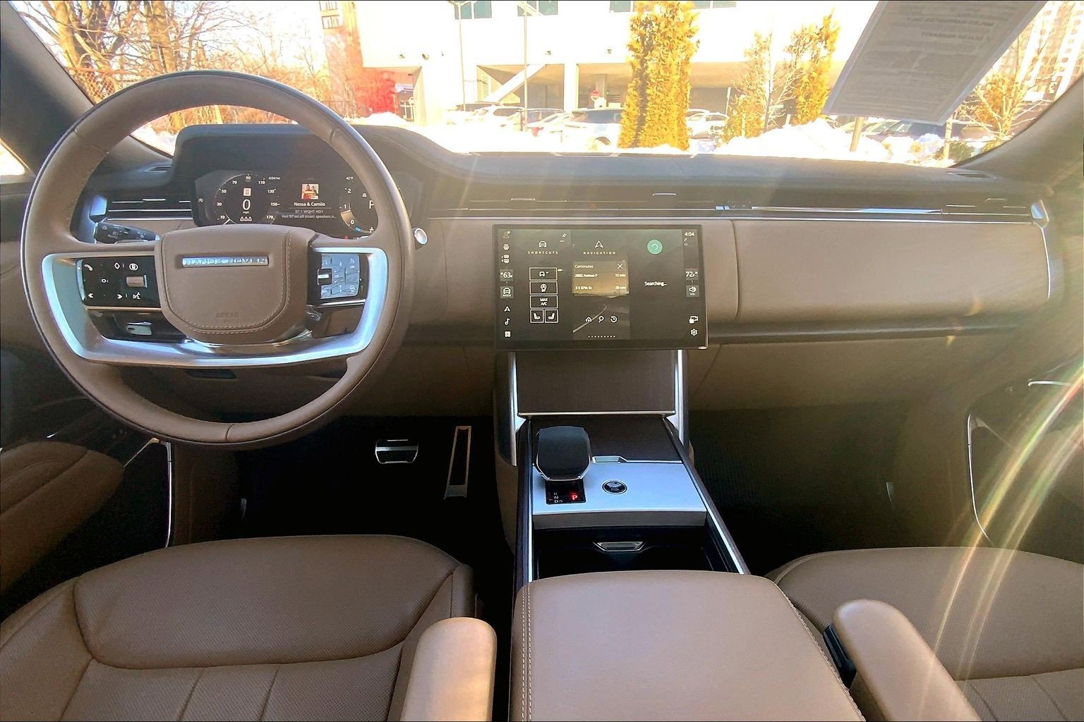 Used 2025 Land Rover Range Rover SE image 15