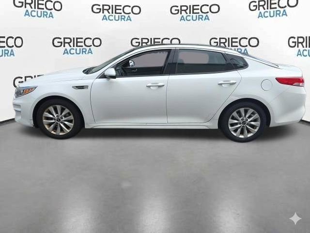 Used 2018 Kia Optima EX w/ Premium Package FWD image 4
