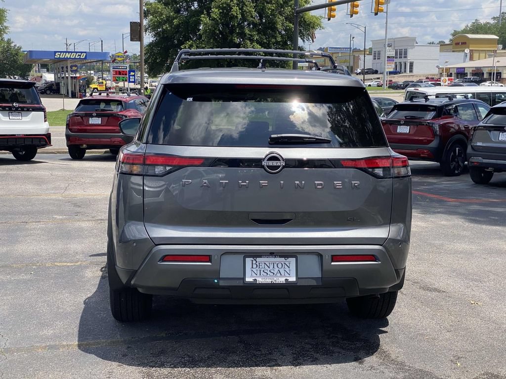 New 2026 Nissan Pathfinder SL FWD image 3