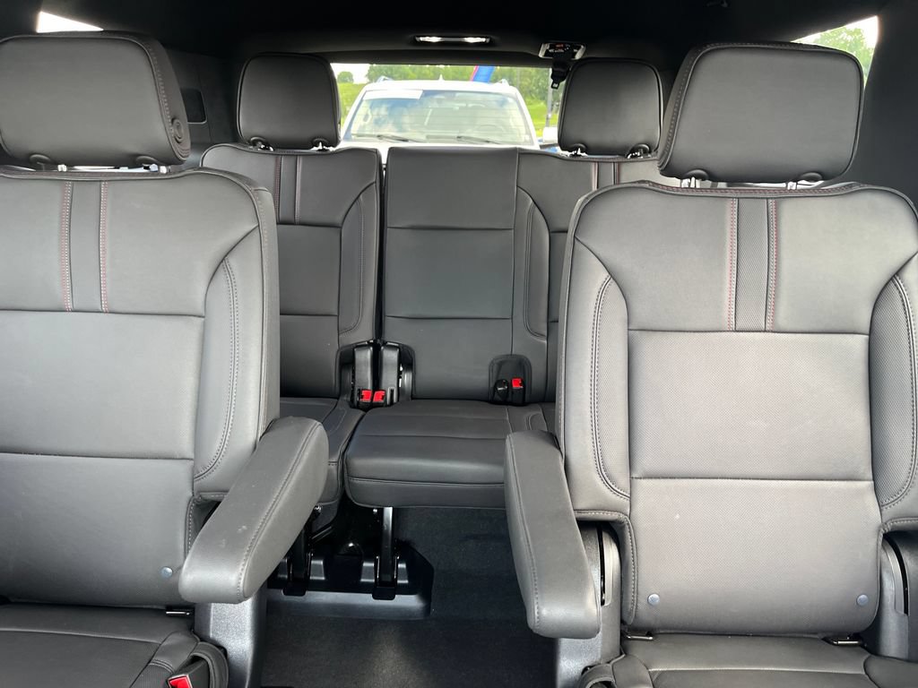 Used 2025 Chevrolet Tahoe RST w/ Comfort Package AWD/4WD image 23