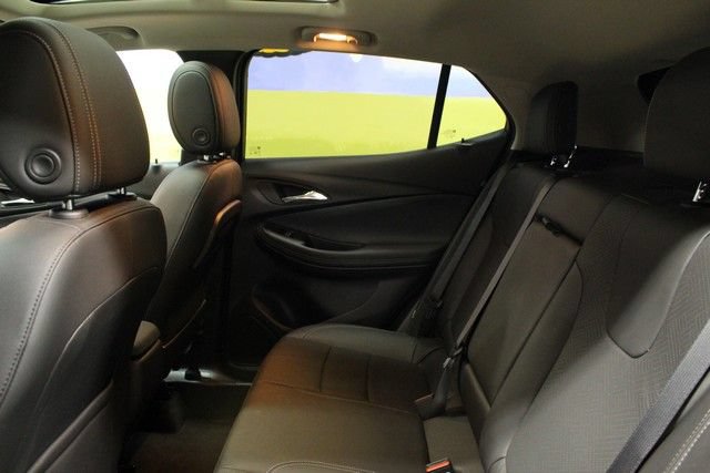 Used 2023 Buick Encore GX Essence w/ Experience Buick Package FWD image 16